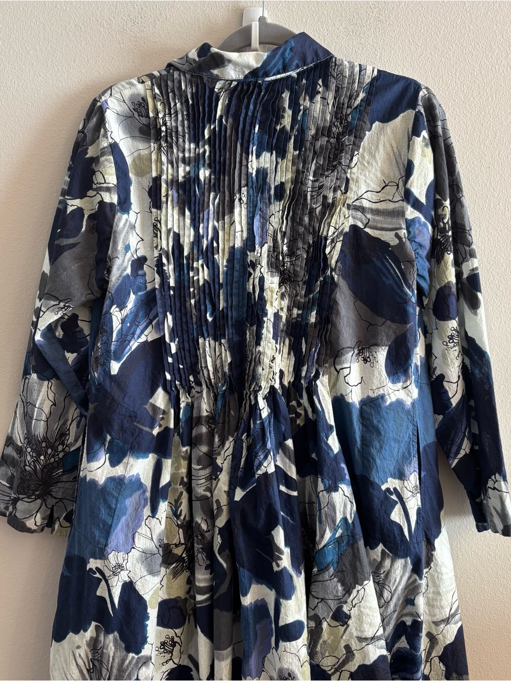 Dress Addict Floral Pleated Button Down Midi Dress Size Medium - Picture 5 of 13